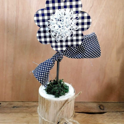 Blom op Houtblok Swart 30 x 9.5cm