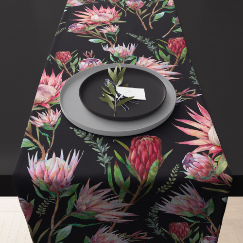 Protea Pretty Petals Table Runner